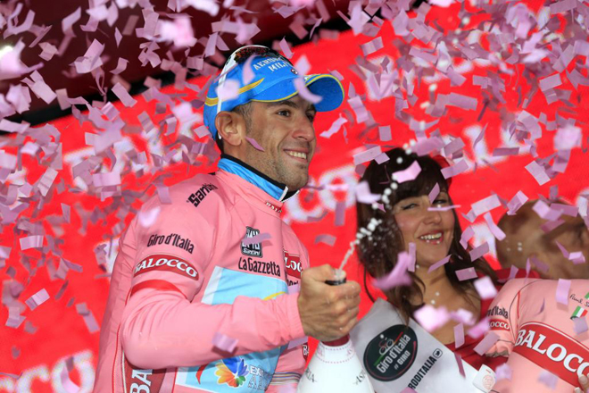 Vincenzo Nibali (Astana) se ha mostrado superior en la cronoescalada disputada entre Mori y Polsa, de 20,6 kilmetros, por lo que ha dado un paso decisivo a tres das del final del Giro de Italia.