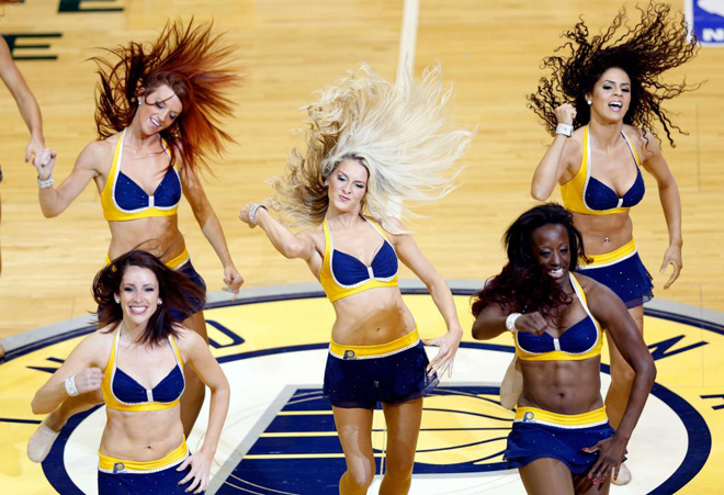 Las cheerleaders de los Pacers ayudaron a su equipo a ganar a los Heat y empatar la gran final del Este.