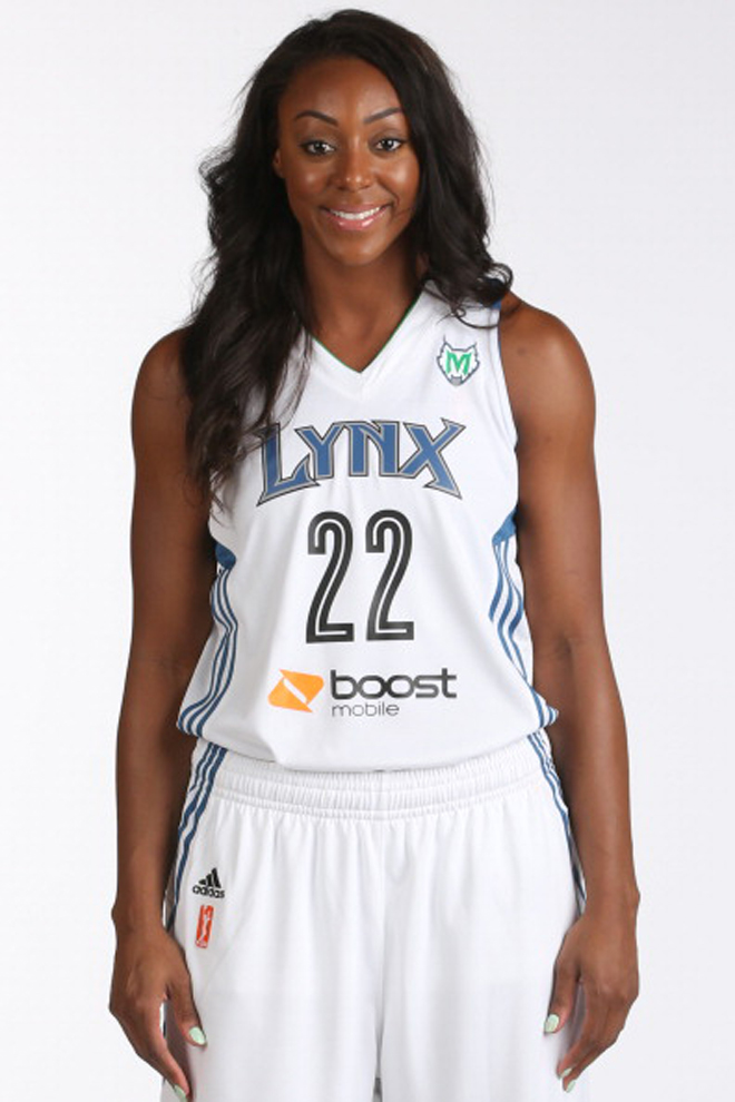 Monica Wrigth, campeona de la WNBA con las Lynx en 2011, ha oficializado su compromiso matrimonial con Kevin Durant (estrella de los Thunder).
La escolta de 24 aos y 1,78 m., que promedia 9 puntos, 3,6 rebotes y 2,5 asistencias con el equipo de Minneapolis, anunci su compromiso despus del partido que su equipo gan 91-59 a las Phoenix Mercury.
Se da la curiosidad de que la prometida se llama Monica Wright , el nombre de la protagonista (que es una estrella del baloncesto en Barcelona) de la pelcula 'Love & Basketball', interpretada por Sanaa Lathan y Omar Epps, que trata sobre la relacin de un jugador de la NBA con una jugadora de baloncesto profesional.