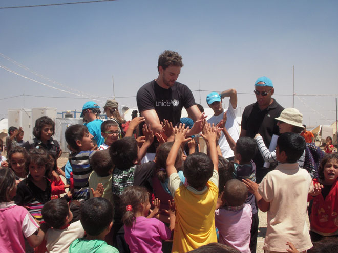 Las emocionantes fotos de Pau Gasol en Irak en su misin de alertar al mundo sobre la tragredia de los refugiados sirios.
