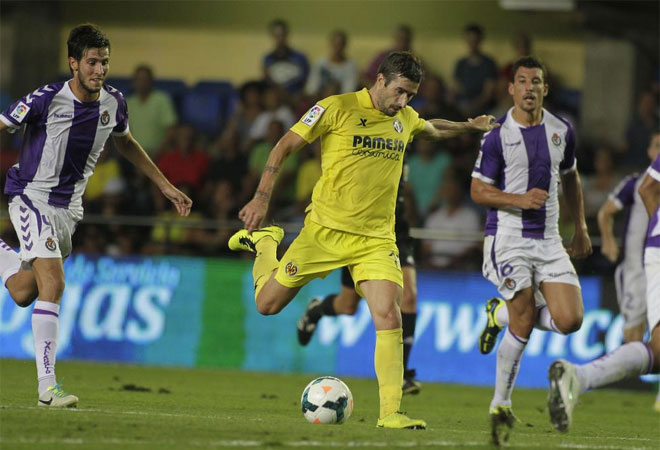 Los de Marcelino remontaron el gol inicial de Javi Guerra con tantos de Gio y Cani. El Villarreal ha ganado sus dos partidos y el Valladolid los ha perdido.