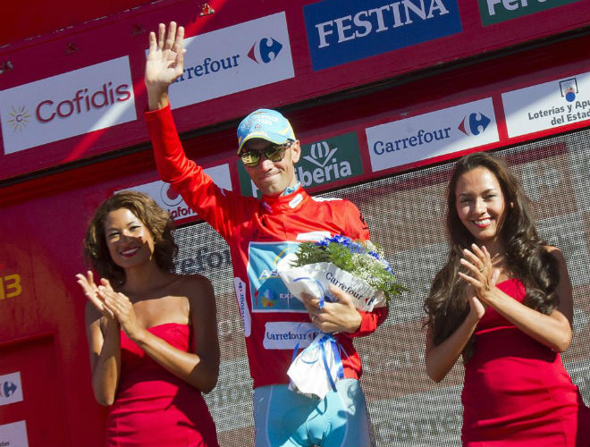 Nibali hizo una gran crono y volvi a enfundarse el maillot rojo de la Vuelta a Espaa.