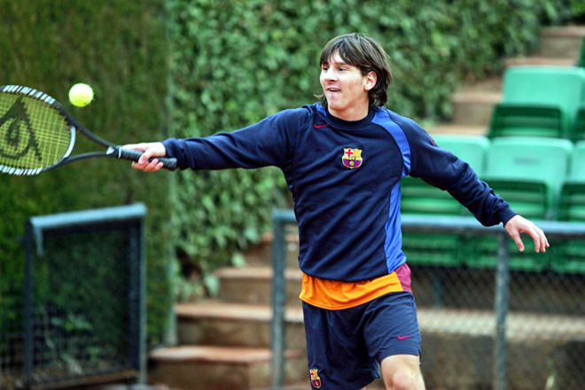 Raqueta en mano en el Real Club de Tenis Barcelona.