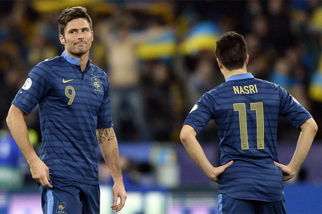 Francia cay 2-0 en Kiev y necesita una gesta en Pars para no quedarse fuera del Mundial 2014.