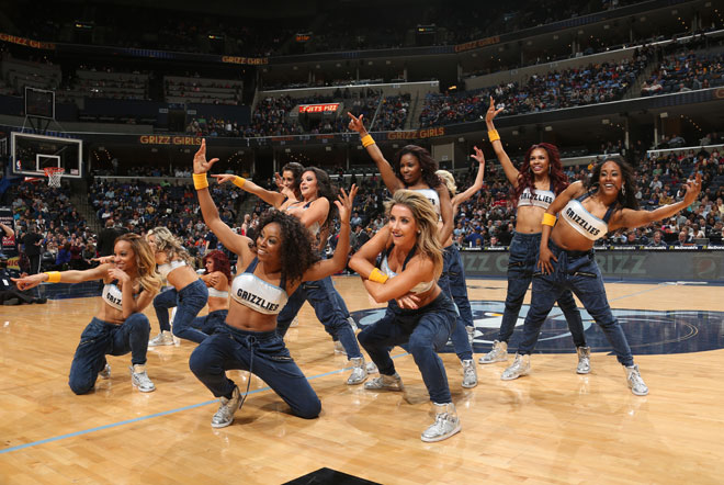 Las cheerleaders de los Grizzlies animaron de lo lindo a su equipo en el partido que acabaron ganando a los Wizards.