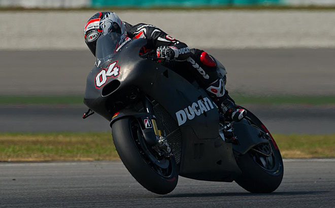La Ducati de Andrea Dovizioso mejor su rendimiento y acab a 837 milsimas del mejor tiempo.