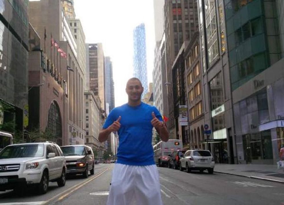 Karim Benzema se encuentra en Nueva York disfrutando de sus vacaciones. El francs subi esta foto a su cuenta de Twitter.