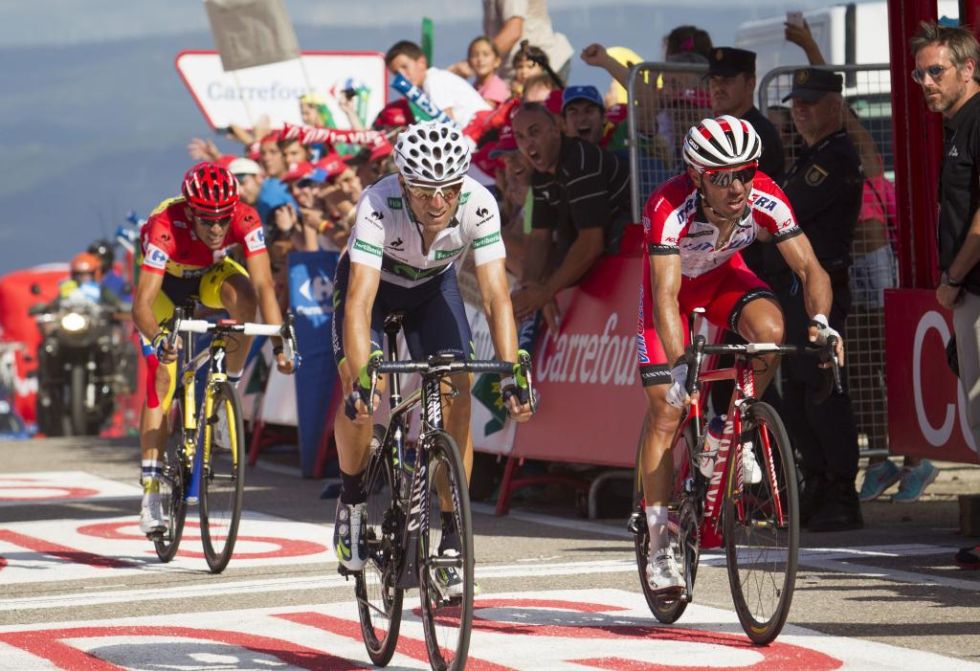 Los tres espaoles favoritos de la general, Contador, Valverde y Purito, evidenciaron un da ms su falta de entendimiento, lo que dio ventaja a Froome.