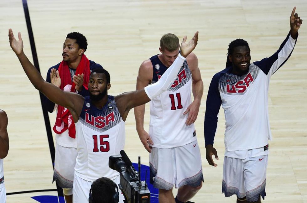 Los jugadores de Estados Unidos celebraron orgullosos su victoria en el Mundial de baloncesto de Espaa 2014, en el que nadie pudo con unos norteamericanos movidos nica y exclusivamente por el afn de triunfo.