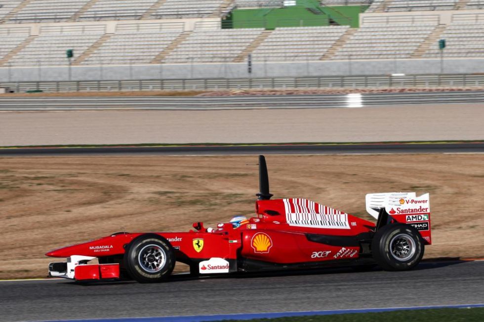 Alonso se subi por primera vez al volante del Ferrari en Cheste el 3 de febrero de 2010.