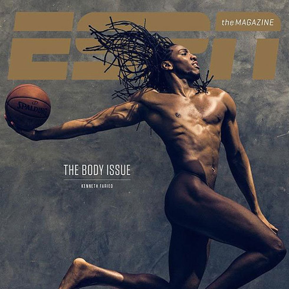 Kenneth Faried posando para el ESPN The Magazine Body Issue