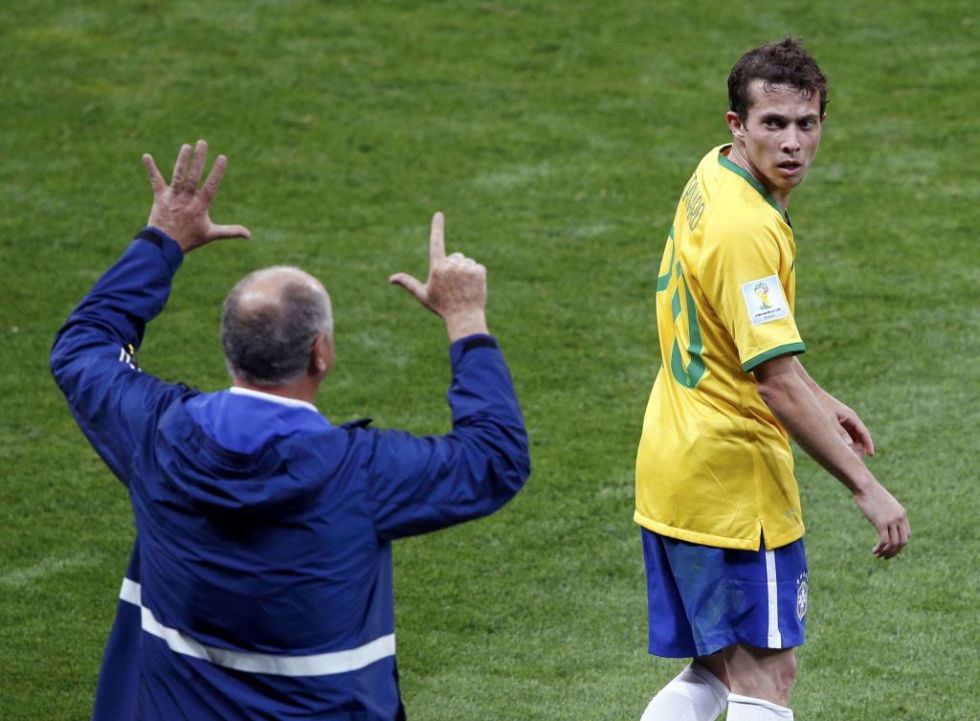 El seleccionador de Brasil pareca saber lo que se le vena encima.