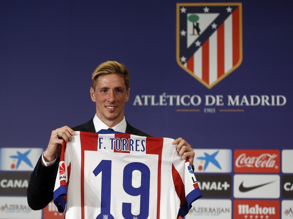 Fernando Torres's unveiling on his return to Atltico turned into quite the fanfare. Some 45,000 supporters packed the Vicente Caldern to welcome home their idol.