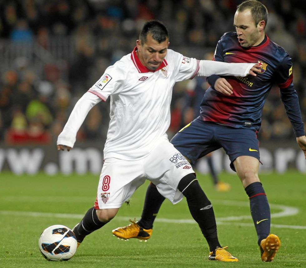El 'pitbull' estuvo tres temporadas en el Sevilla: del 2010 al 2013.