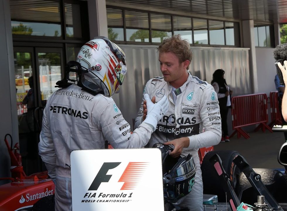 Nico Rosberg gan el Gran Premio de Espaa al imponerse por 17.5 segundos a su compaero de equipo Lewis Hamilton. El podio lo complet Vettel, que acab a 27.7 segundos del lder.