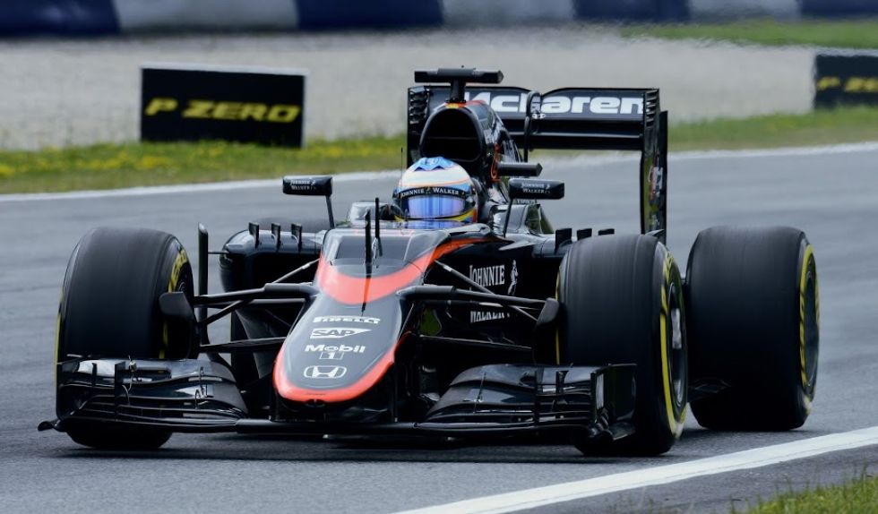 Fernando Alonso y McLaren siguen con sus particulares problemas.