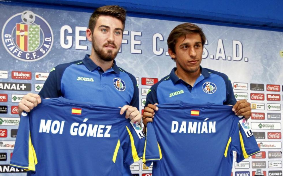 Moi Gmez y Damin son presentados como los nuevos jugadores del Getafe.