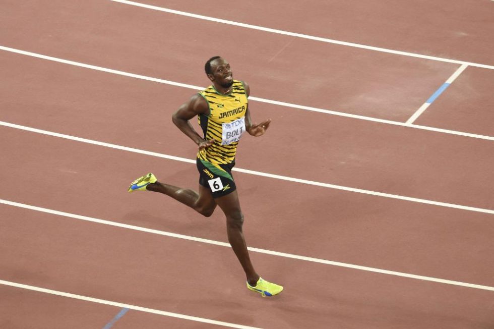 Usain Bolt celebra el haber ganado la final de los 200 metros