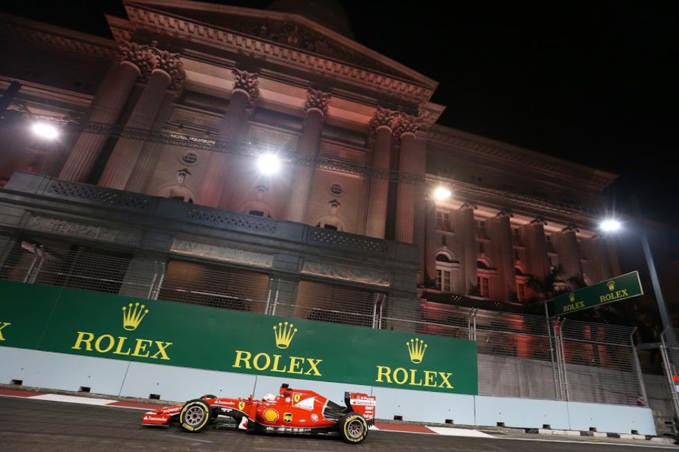 Sebastian Vettel, a los mandos del Ferrari.
