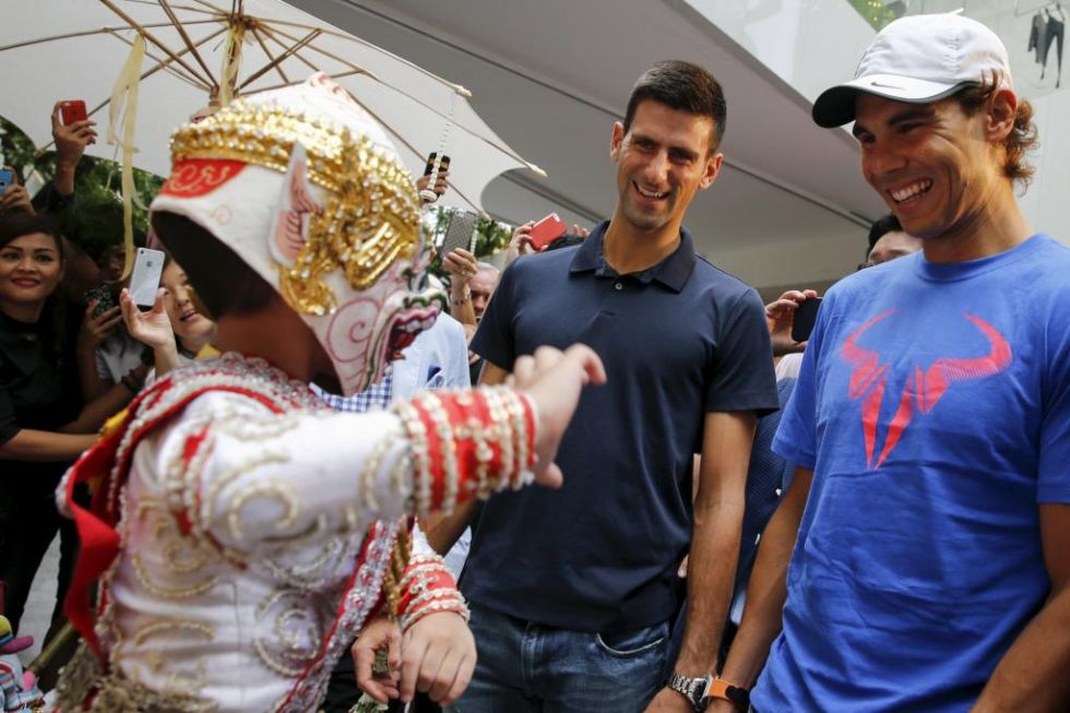 Djokovic y Nadal, sonrien en Bangkok