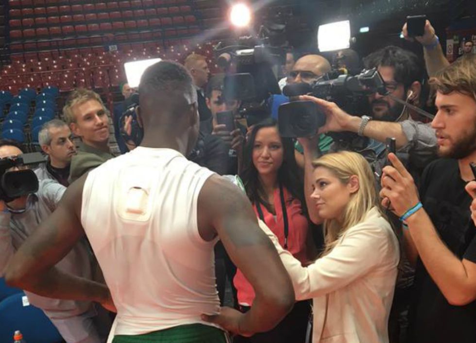 El jugador de los Celtics, perseguido por los medios tras el entrenamiento.