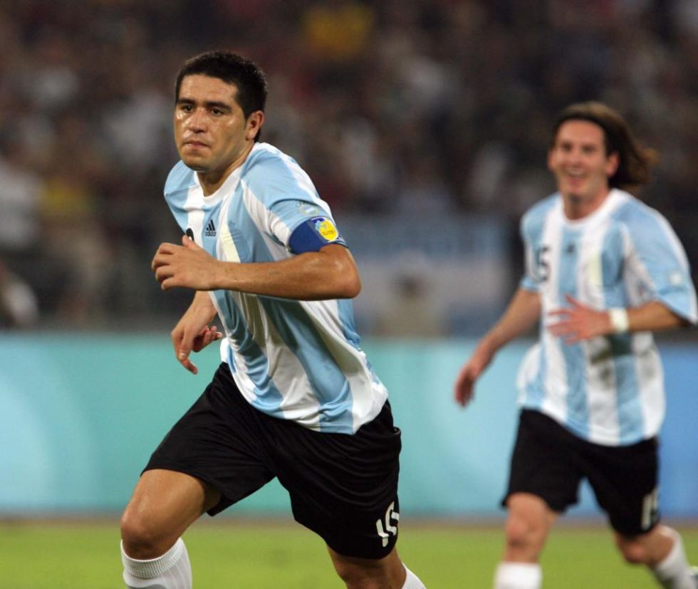 El ex internacional argentino tendr 39 aos en 2017.