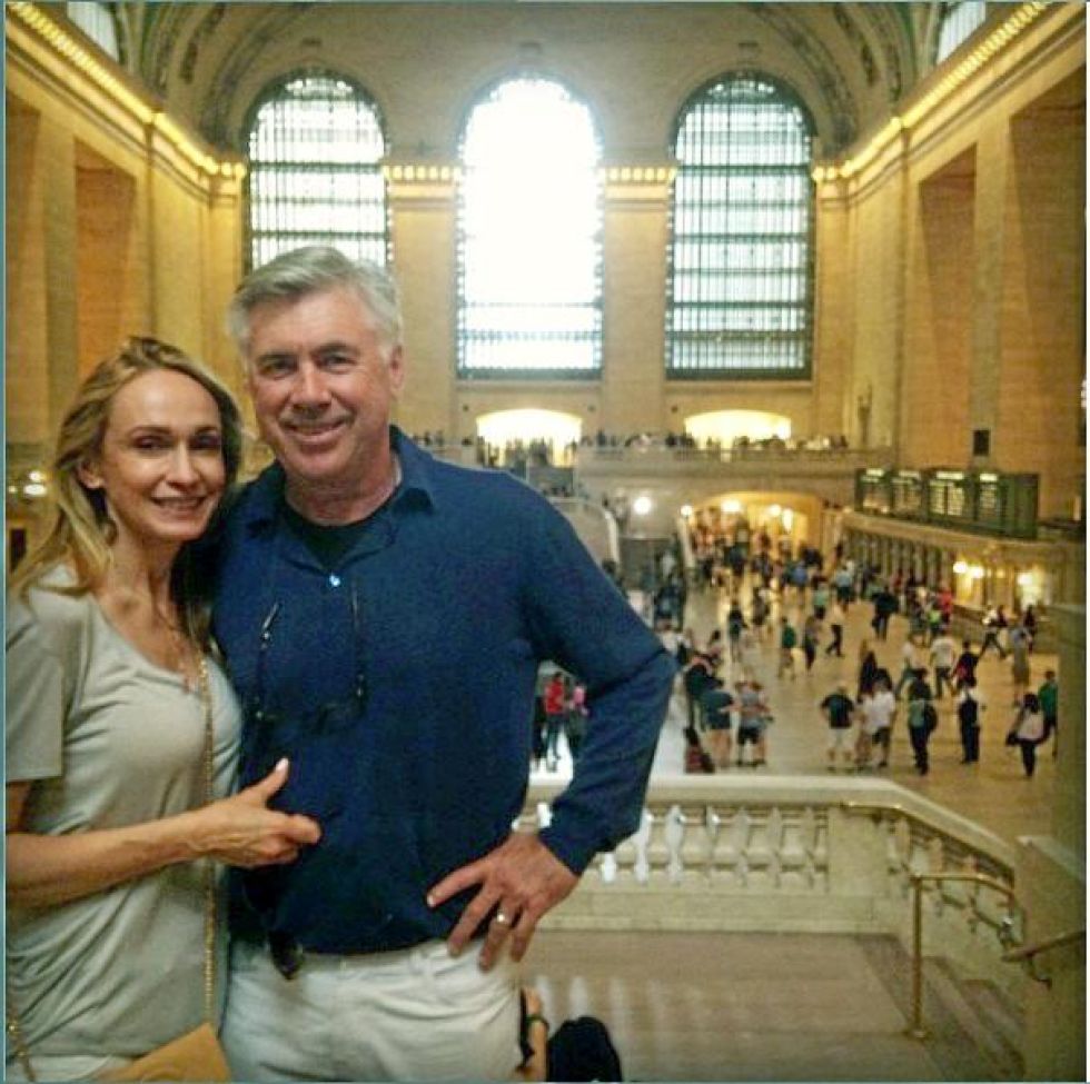 Posando en la famosa Grand Central Terminal.