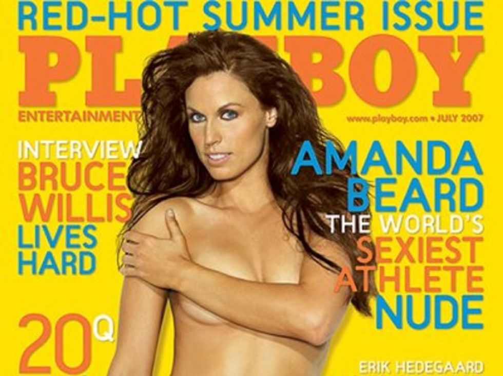 Beard fue la imagen de la portada de Playboy en julio de 2007.