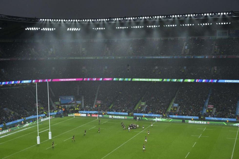 La lluvia cay con fuerza sobre Twickenham, la 'Catedral del rugby europeo', especialmente en la segunda parte.