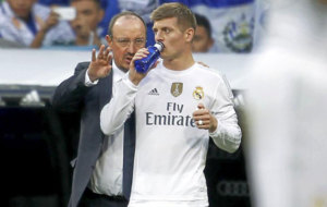 Rafa Bentez, dando rdenes a Kroos en el Real Madrid-Getafe