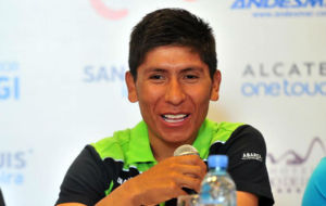 Nairo Quintana, ante los periodistas en el Tour de San Luis 2015.
