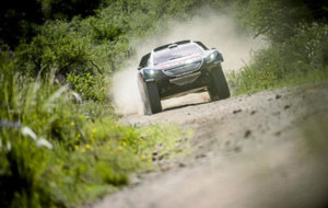 Sebastien Loeb, durante la segunda etapa  del Rally Dakar 2016 desde...