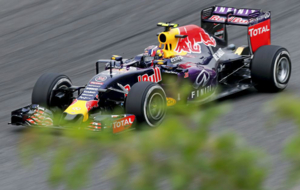 El RB11 de Daniil Kvyat en el Gran Premio de Brasil