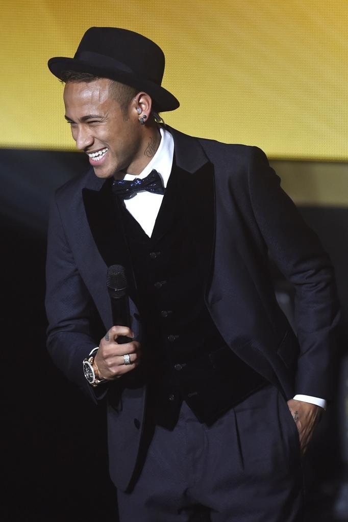 Neymar tom la palabra durante la Gala