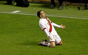 Nacho celebra su golazo en el partido de ida en Vallecas.