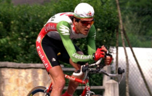 Aitor Bugallo, en un contrarreloj en su etapa como ciclista del...