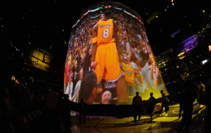 Presentacin de los Lakers en el Staples Center