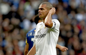 Pepe, en un partido con el Real Madrid.