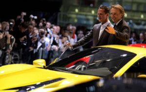 Michael Schumacher y Luca di Montezemolo, en un acto de Ferrari en...