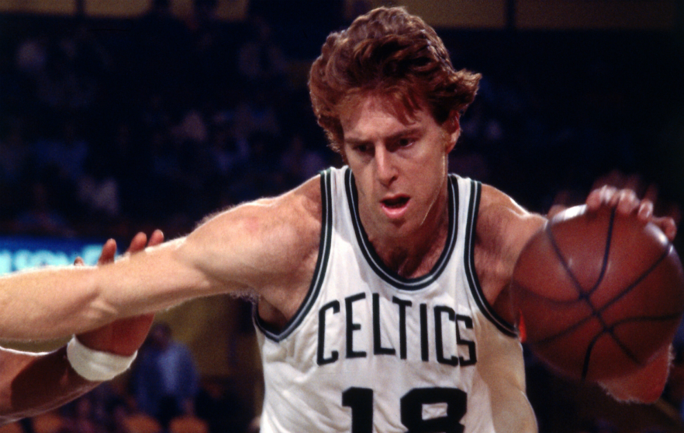 42. Dave Cowens