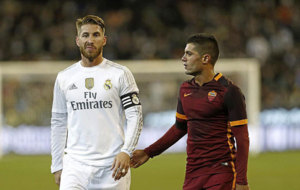 Ramos y Falque, en el Real Madrid-Roma disputado el pasado verano en...