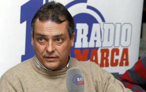 Alexis Trujillo, durante una tertulia en Radio MARCA Sevilla.
