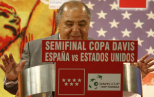 Pedro Muoz, durante la semifinal de Copa Davis entre Espaa y...