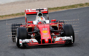 Sebastian Vettel, a los mandos del Ferrari