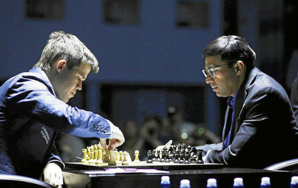 Carlsen y Anand, frente a frente durante el Mundial de 2014
