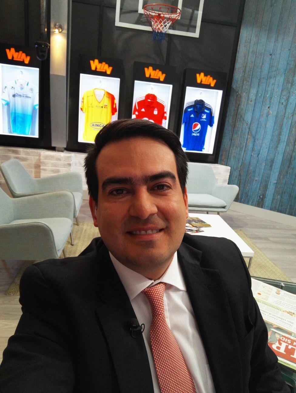 Jorge Hernán Peláez, periodista colombiano de WinSports.