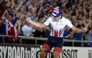 El britnico Jonathan Dibben celebrando su triunfo en la final de...