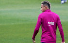 Neymar, durante un entrenamiento esta temporada.