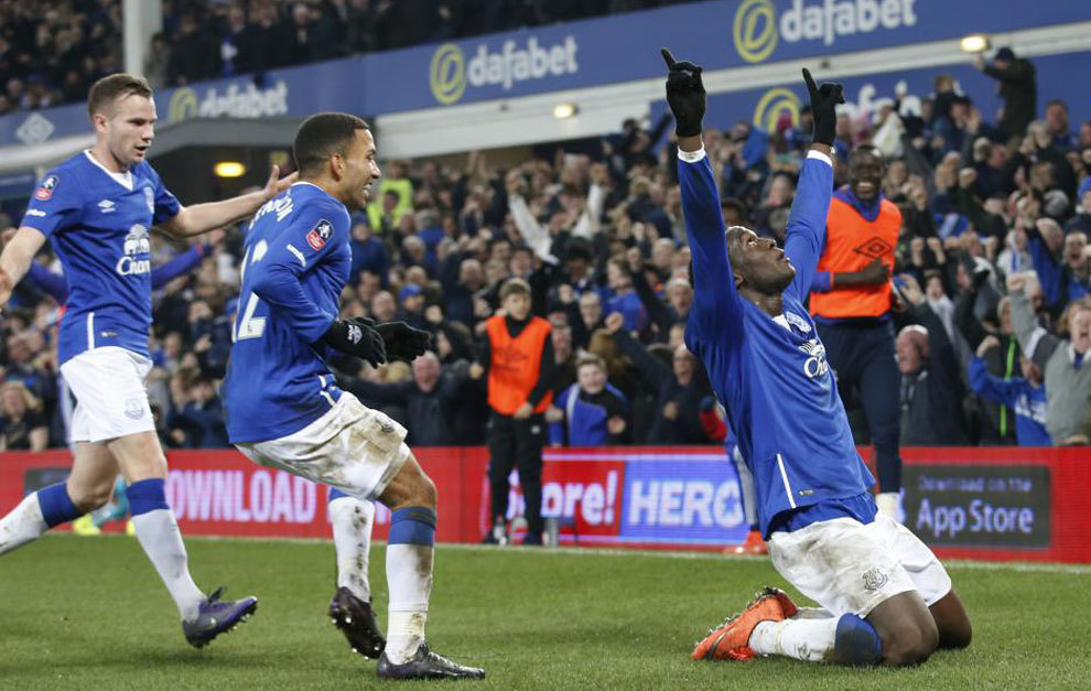 Lukaku celebra su primer gol al Chelsea.