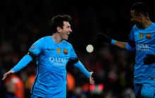 Messi celebra en un gol en la ida contra el Arsenal.